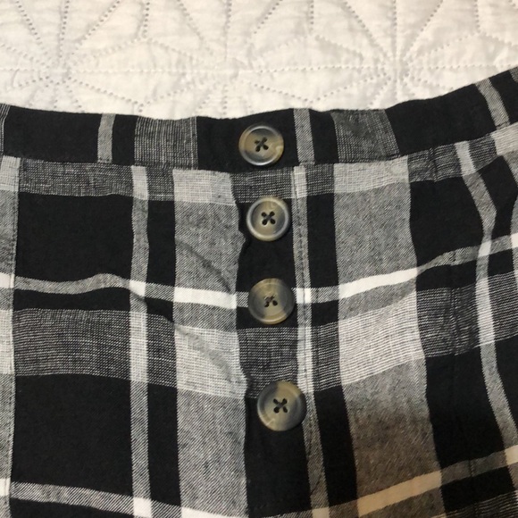 Dex plaid linen shorts - Picture 3 of 5